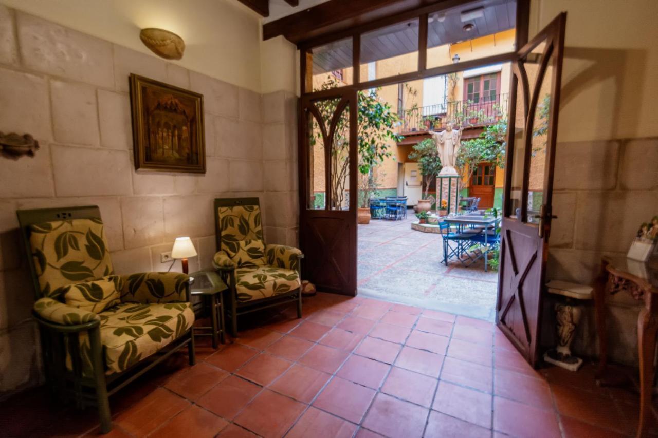 Hostal Loreto Денія Екстер'єр фото