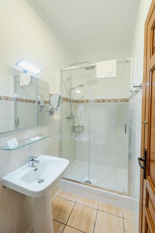 Hostal Loreto Денія Екстер'єр фото